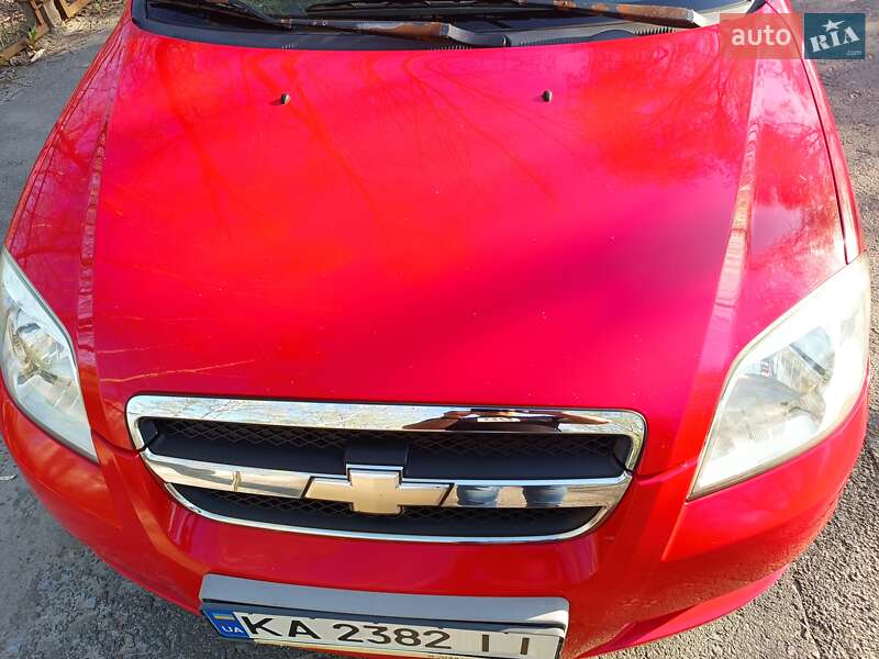 Седан Chevrolet Aveo 2006 в Києві