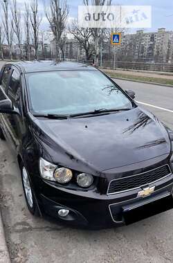 Хэтчбек Chevrolet Aveo 2013 в Киеве