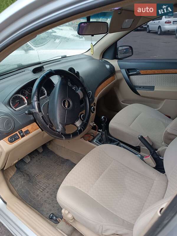Седан Chevrolet Aveo 2007 в Кременчуці