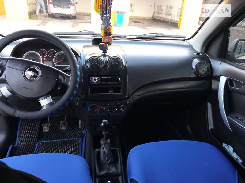 Седан Chevrolet Aveo 2007 в Первомайську