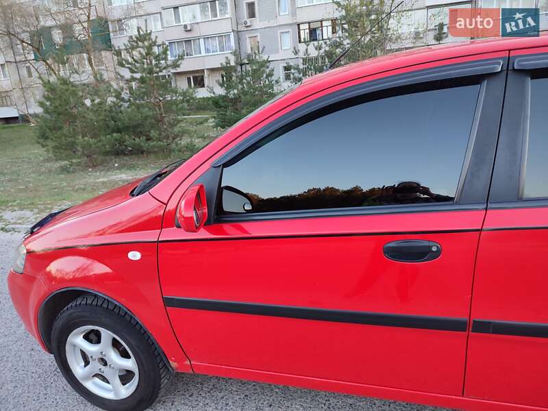 Седан Chevrolet Aveo 2006 в Каменском