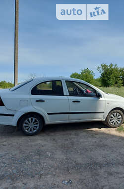 Седан Chevrolet Aveo 2006 в Первомайську