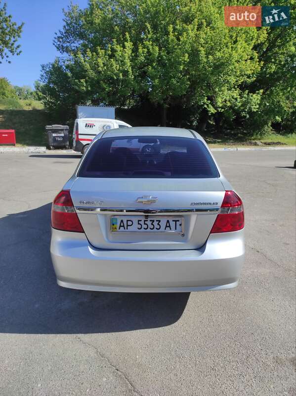 Седан Chevrolet Aveo 2008 в Запоріжжі