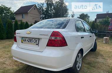 Седан Chevrolet Aveo 2007 в Києві