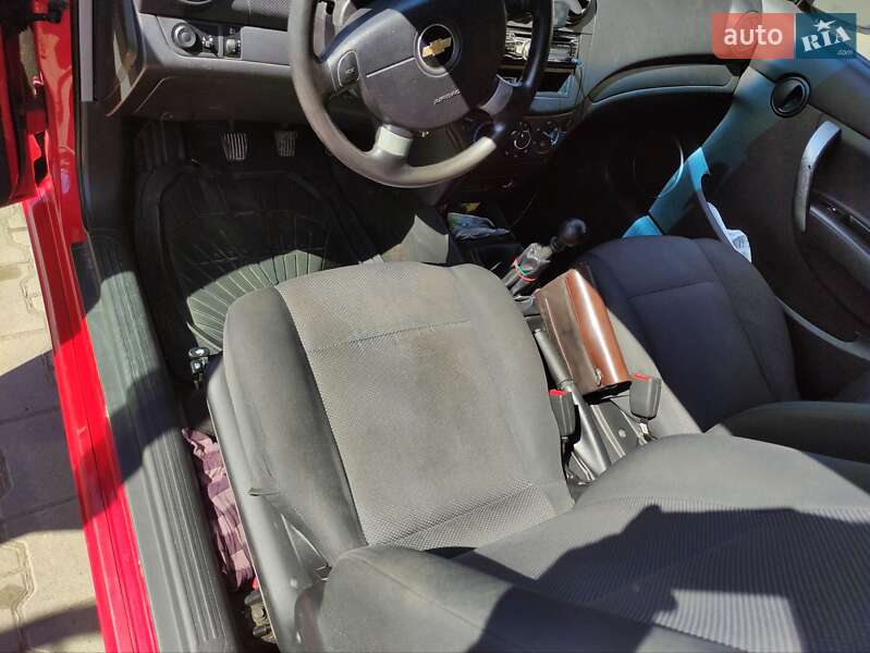 Хетчбек Chevrolet Aveo 2010 в Івано-Франківську
