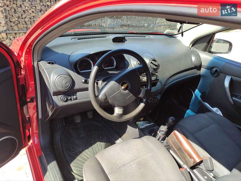 Хетчбек Chevrolet Aveo 2010 в Івано-Франківську