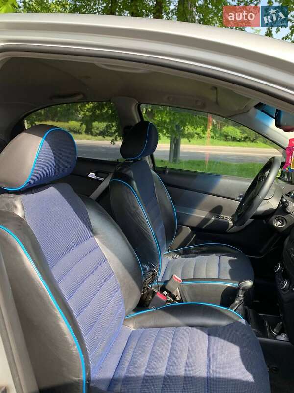 Седан Chevrolet Aveo 2007 в Львове