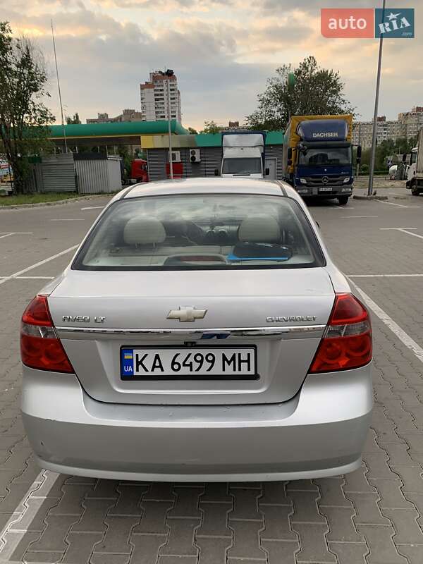 Седан Chevrolet Aveo 2007 в Киеве