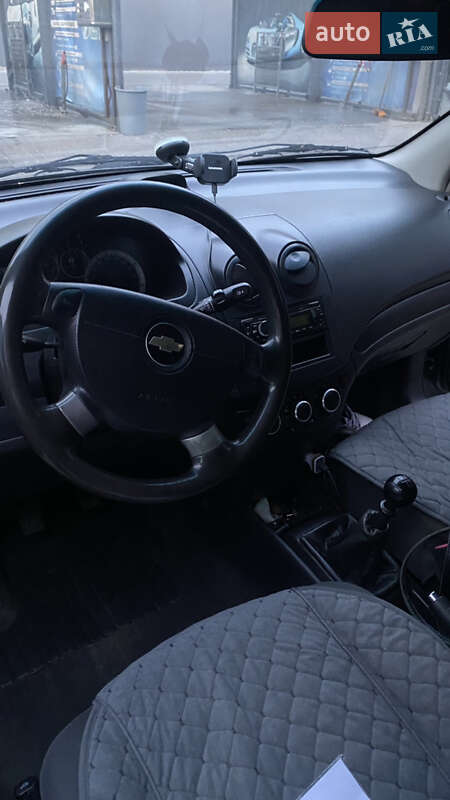 Хэтчбек Chevrolet Aveo 2008 в Днепре фото 5 Хэтчбек Chevrolet Aveo 2008 в Днепре