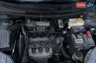 Хетчбек Chevrolet Aveo 2008 в Дніпрі