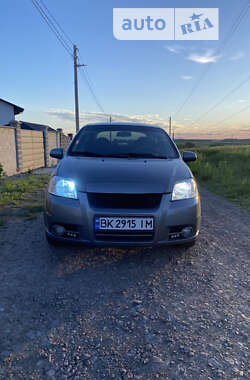 Седан Chevrolet Aveo 2011 в Ровно