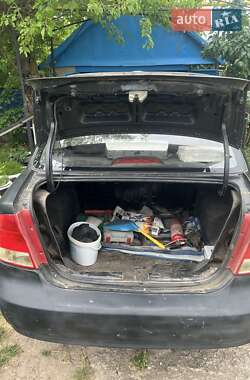 Седан Chevrolet Aveo 2005 в 