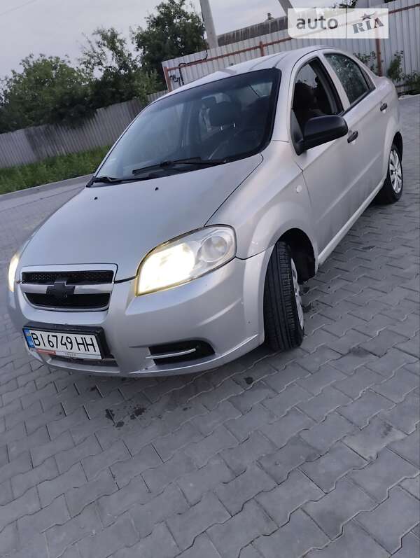 Седан Chevrolet Aveo 2006 в Полтаві