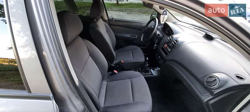 Седан Chevrolet Aveo 2011 в Подволочиске