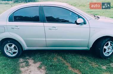 Седан Chevrolet Aveo 2007 в Бурштыне