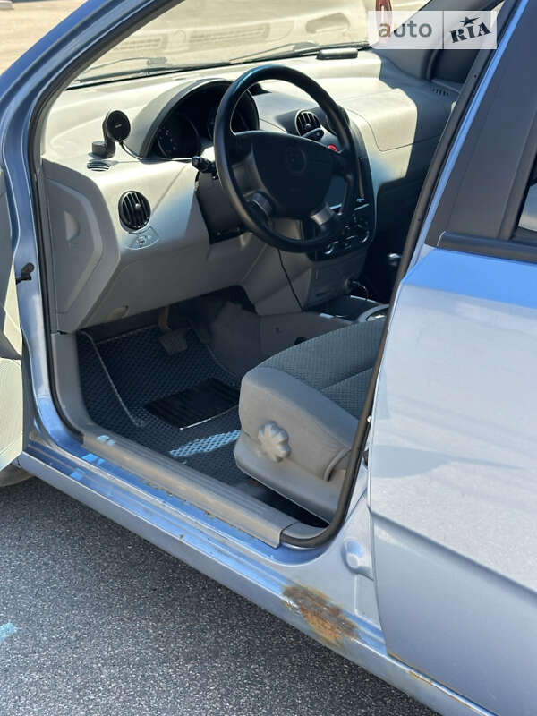 Седан Chevrolet Aveo 2005 в Киеве фото 17 Седан Chevrolet Aveo 2005 в Киеве