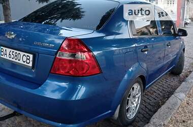 Седан Chevrolet Aveo 2007 в Кропивницькому