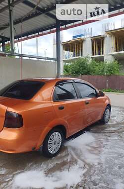 Седан Chevrolet Aveo 2006 в Сумах