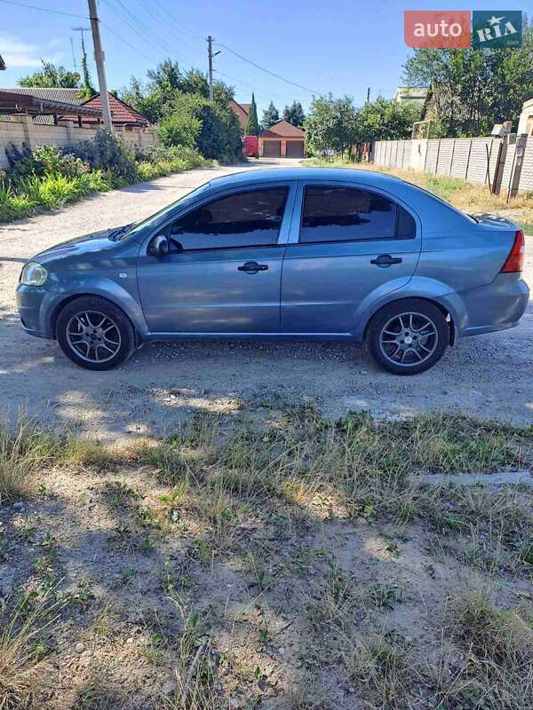 Седан Chevrolet Aveo 2006 в Запорожье