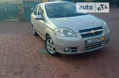 Седан Chevrolet Aveo 2009 в Рівному