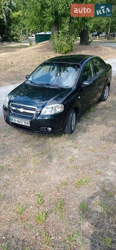 Седан Chevrolet Aveo 2011 в Киеве