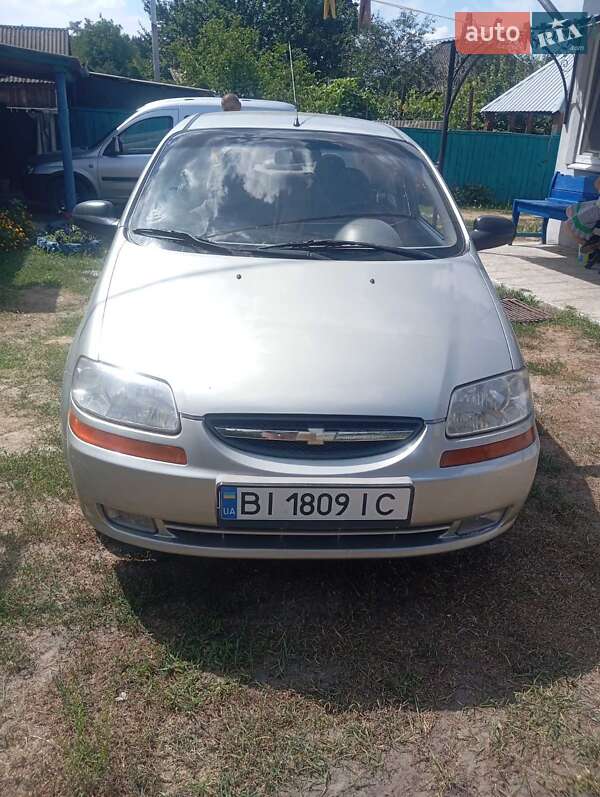 Седан Chevrolet Aveo 2004 в Котельве
