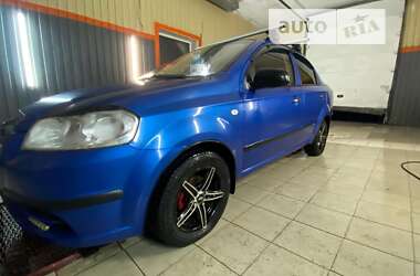 Седан Chevrolet Aveo 2007 в Кременчуге