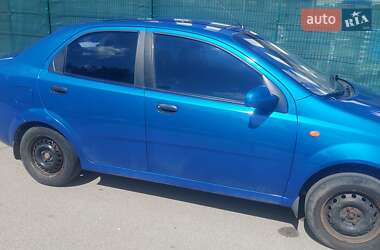 Седан Chevrolet Aveo 2005 в Кам'янському