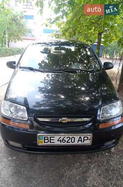 Седан Chevrolet Aveo 2004 в 