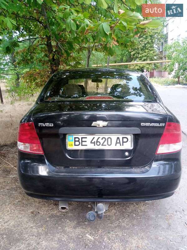 Седан Chevrolet Aveo 2004 в Николаеве
