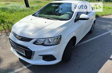 Седан Chevrolet Aveo 2018 в Києві