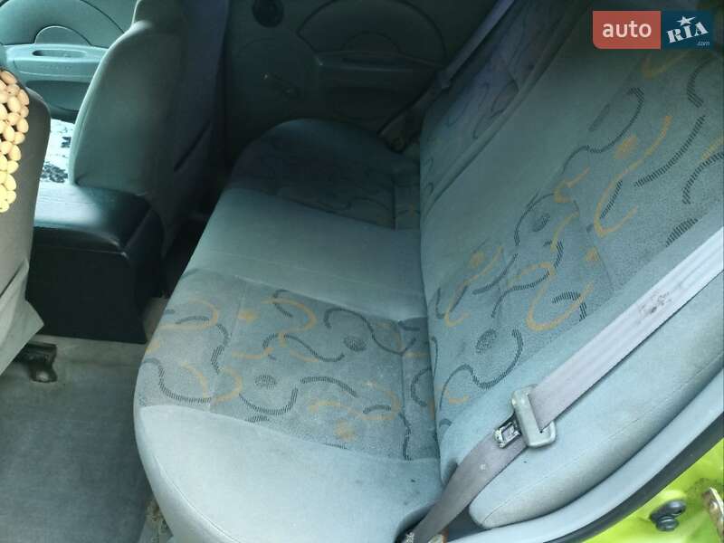 Седан Chevrolet Aveo 2005 в Берегово