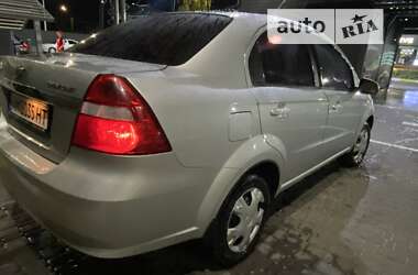 Седан Chevrolet Aveo 2008 в Коростене