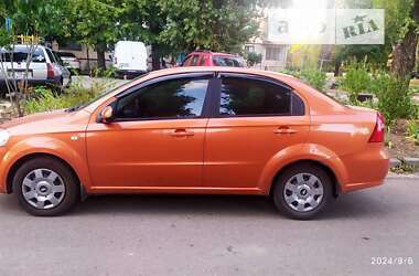 Седан Chevrolet Aveo 2007 в Кривом Роге