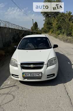 Седан Chevrolet Aveo 2009 в Днепре