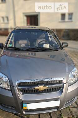 Седан Chevrolet Aveo 2011 в Запоріжжі