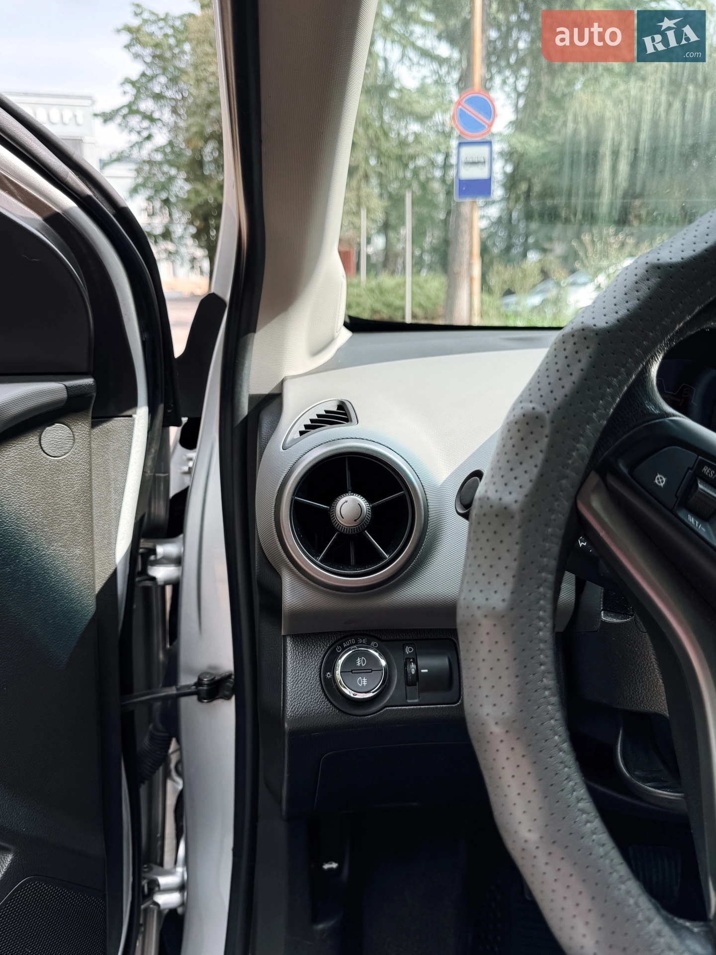 2011 Chevrolet Aveo - мініатюра 26