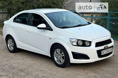 Седан Chevrolet Aveo 2012 в Первомайську