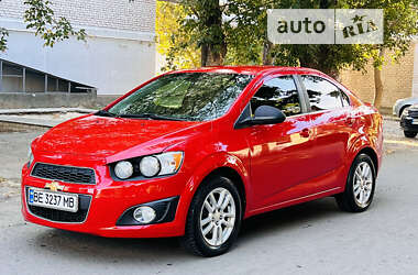 Седан Chevrolet Aveo 2012 в Миколаєві