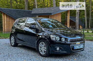 Хэтчбек Chevrolet Aveo 2013 в Дубно