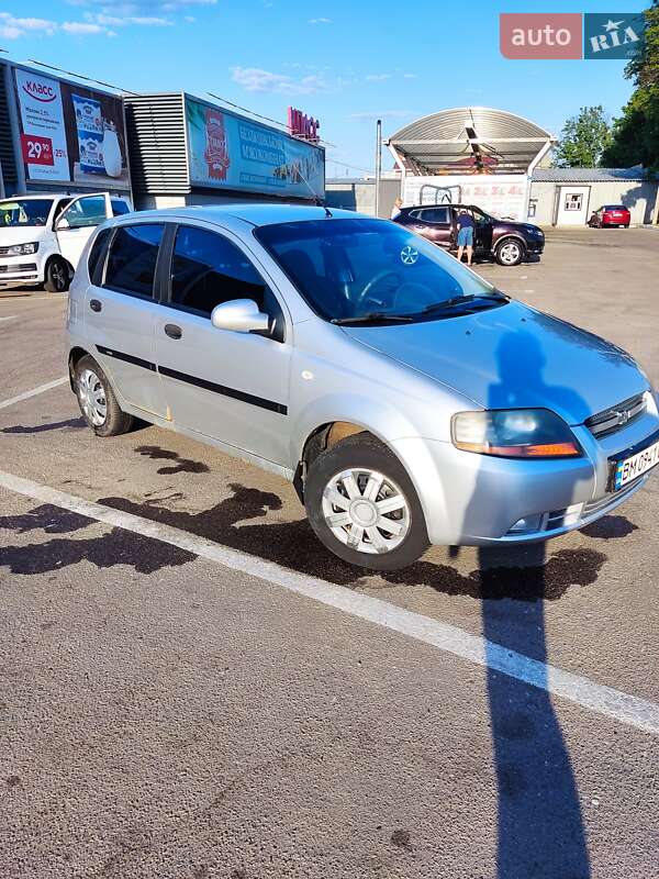 Хэтчбек Chevrolet Aveo 2006 в 