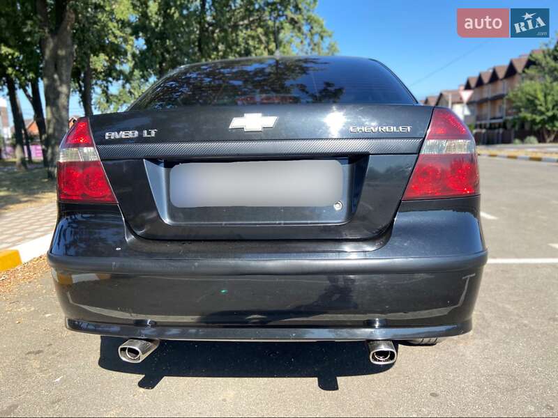Седан Chevrolet Aveo 2006 в Киеве
