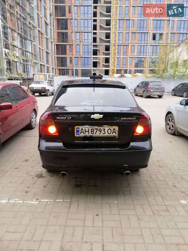 Седан Chevrolet Aveo 2006 в Киеве