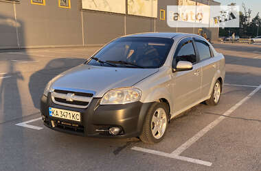 Седан Chevrolet Aveo 2008 в Києві