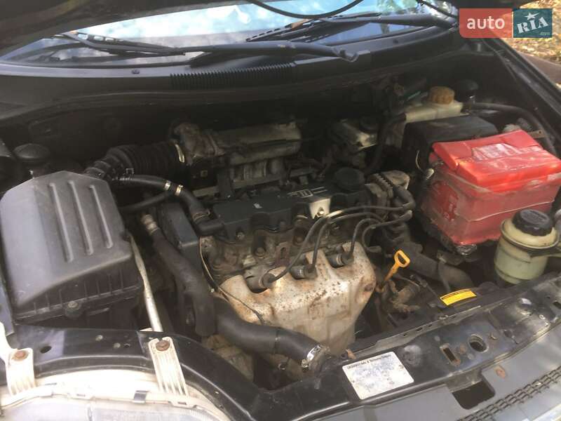 Хэтчбек Chevrolet Aveo 2006 в Киеве