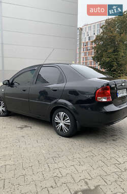 Седан Chevrolet Aveo 2006 в Києві