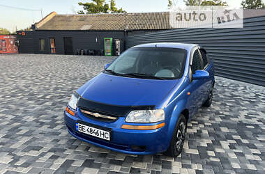 Седан Chevrolet Aveo 2005 в Миколаєві