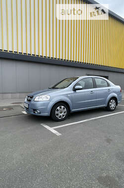 Седан Chevrolet Aveo 2008 в Киеве