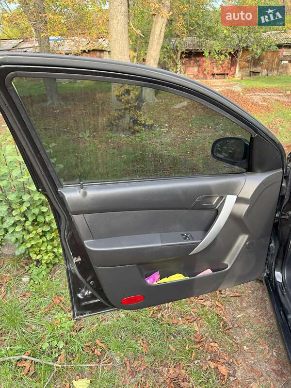 Хетчбек Chevrolet Aveo 2010 в Коростені