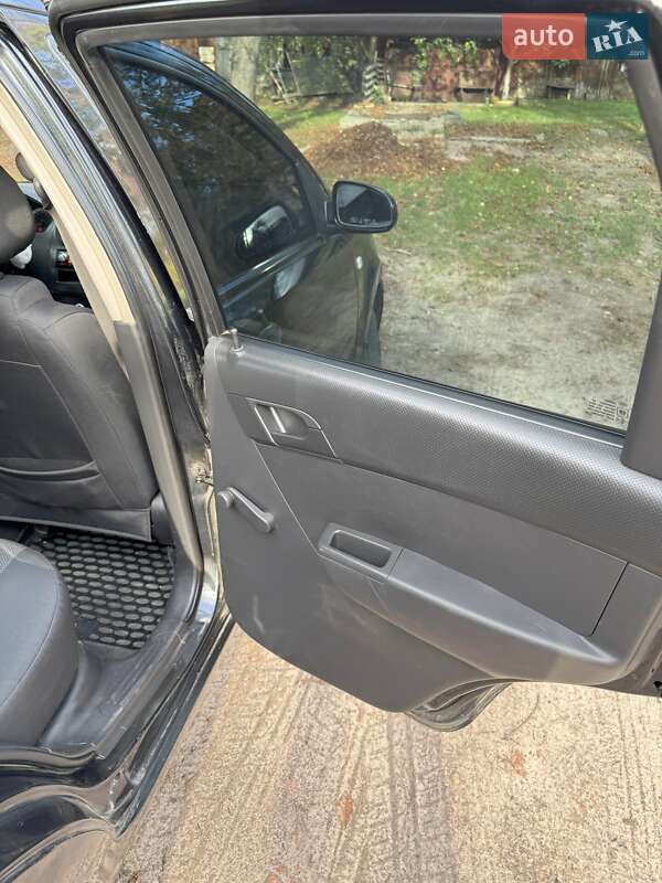 Хетчбек Chevrolet Aveo 2010 в Коростені